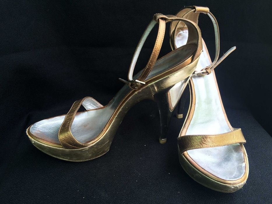 Туфли женские фирменные размер 38