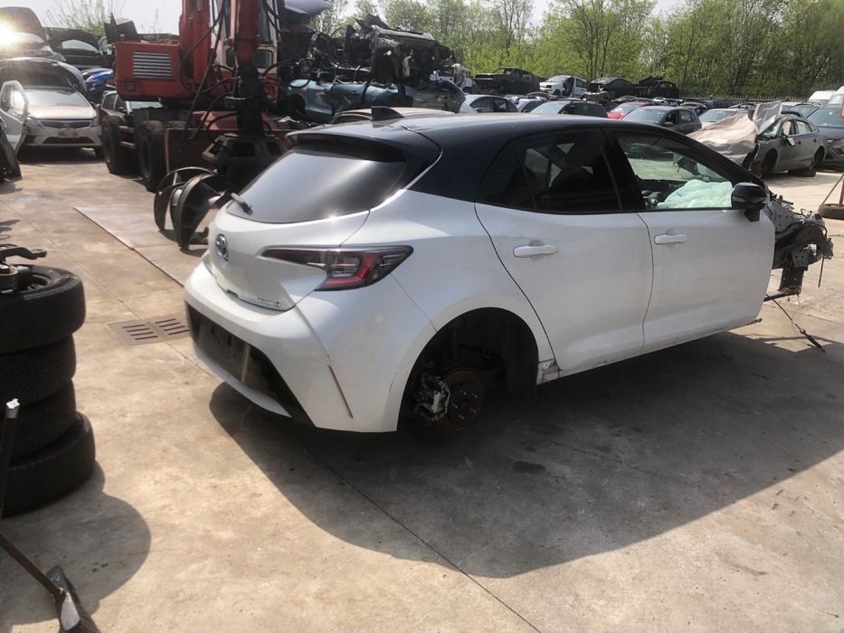 Piese Toyota Corolla Hatchback. 2019-2023