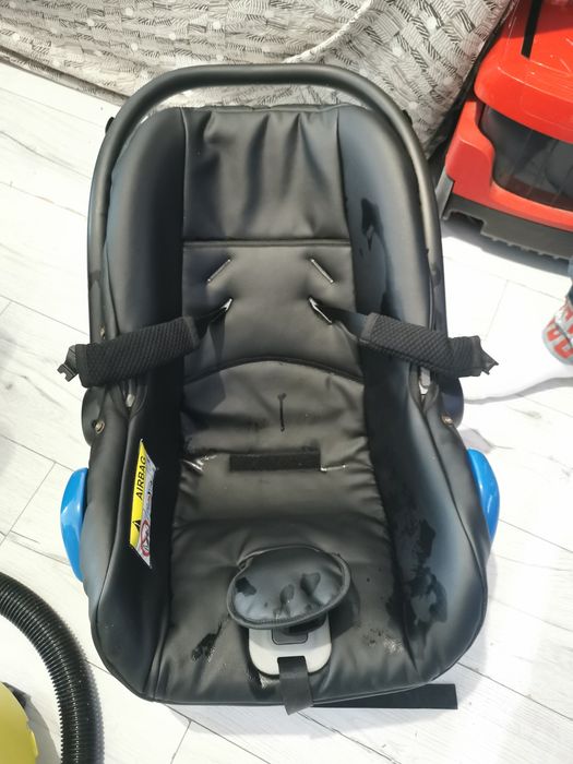 Servicii de curățare tapiterii