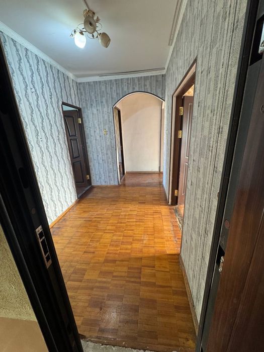 Срочно юнусабад 14 кв 4х комнатная не дорого