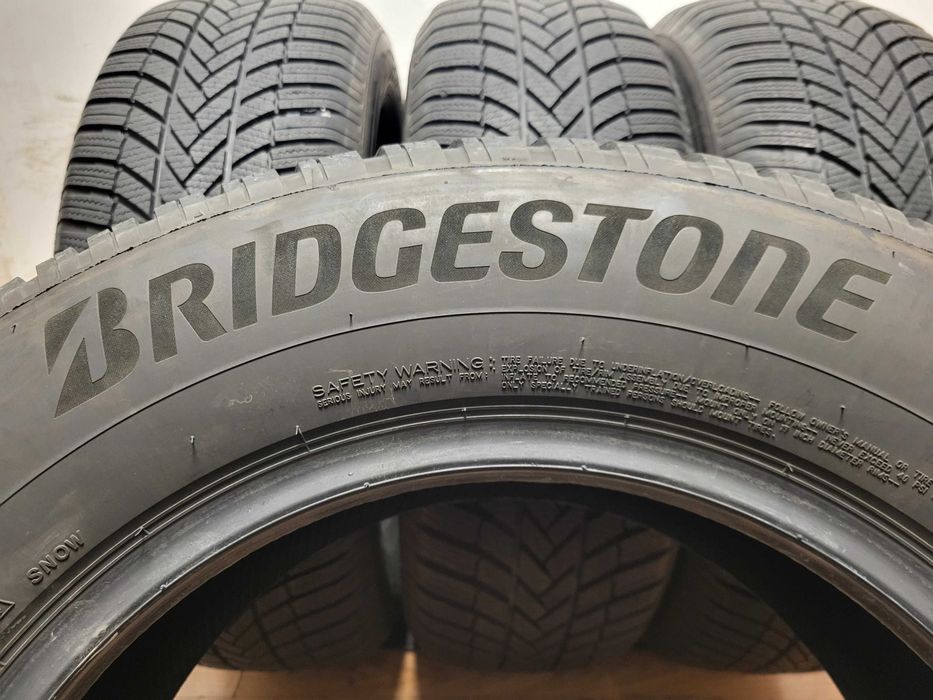 245/65/17 Bridgestone / джип зимни гуми