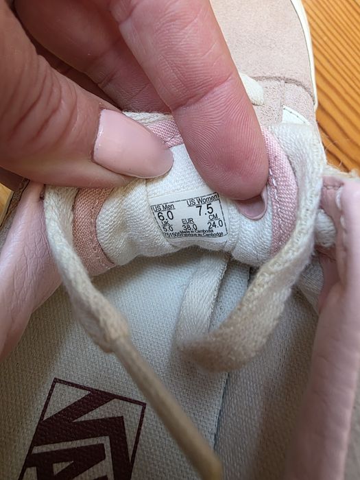 VANS дамски кецове