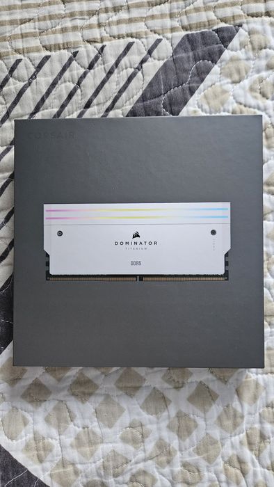 ОЗУ Corsair Dominator Titanium White 32GB (2x16)