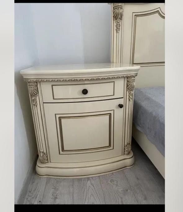 Сатылады бағасы 300000 келісіге болады бағасын