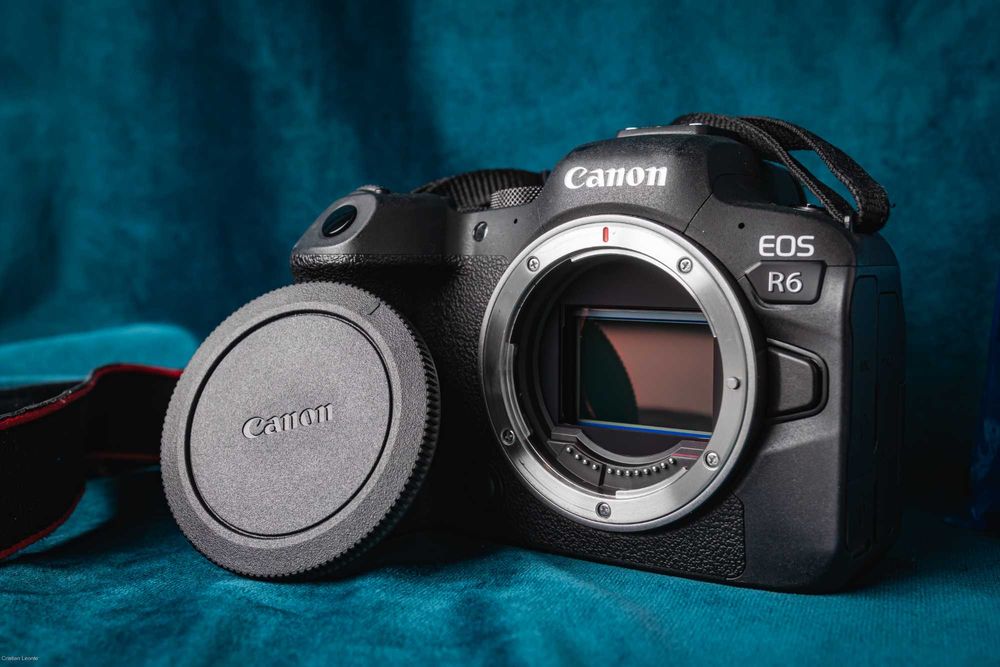 Canon EOS R6 Body - Impecabil, 37k cadre reale + Pachet BONUS