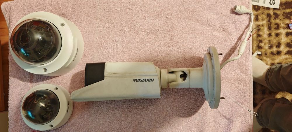 Lot camere supraveghere Hikvision DS-2CD – pentru piese