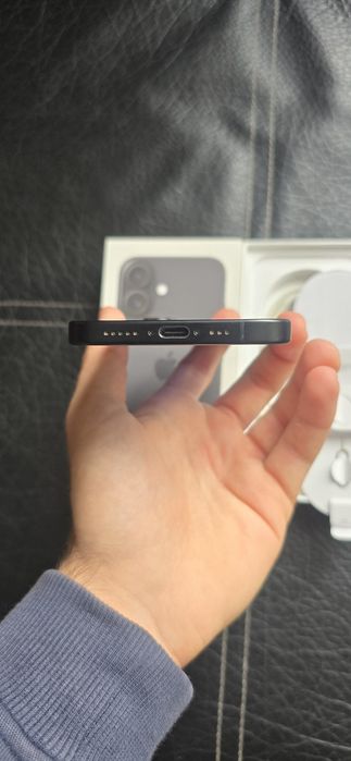 iPhone 16 Black 128GB