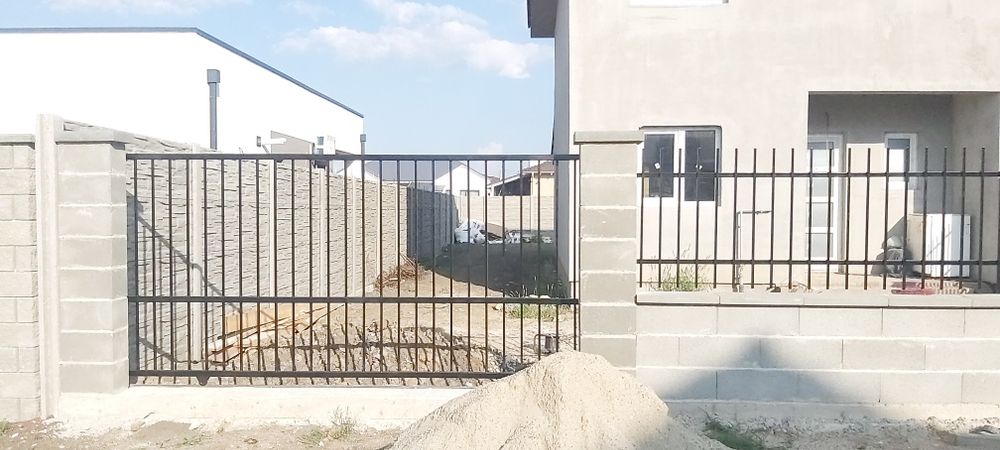 Garduri și porți metalice | Lemn & WPC | Execuție la comandă