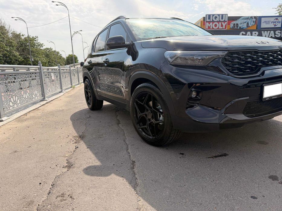 Kia Sonet - Full - Night Package