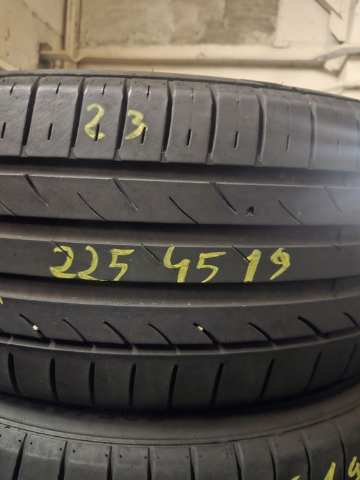 Гуми 225/45/19 2броя