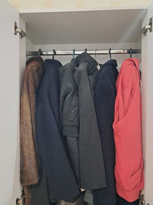 Продам шкаф в прихожую