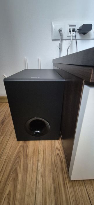 Soundbar Sony cu subwoofer arata ca nou se aude impecabil