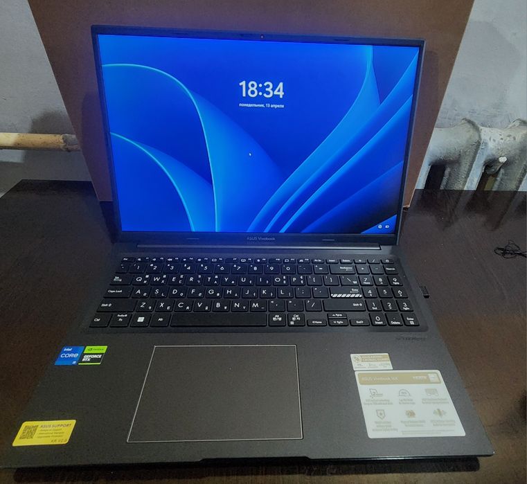 Asus vivobook 16x
