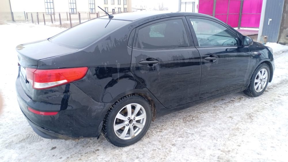 Kia rio. 2015  срочно продам