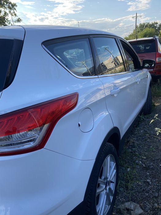 Aripă dreapta spate Ford Kuga 2014