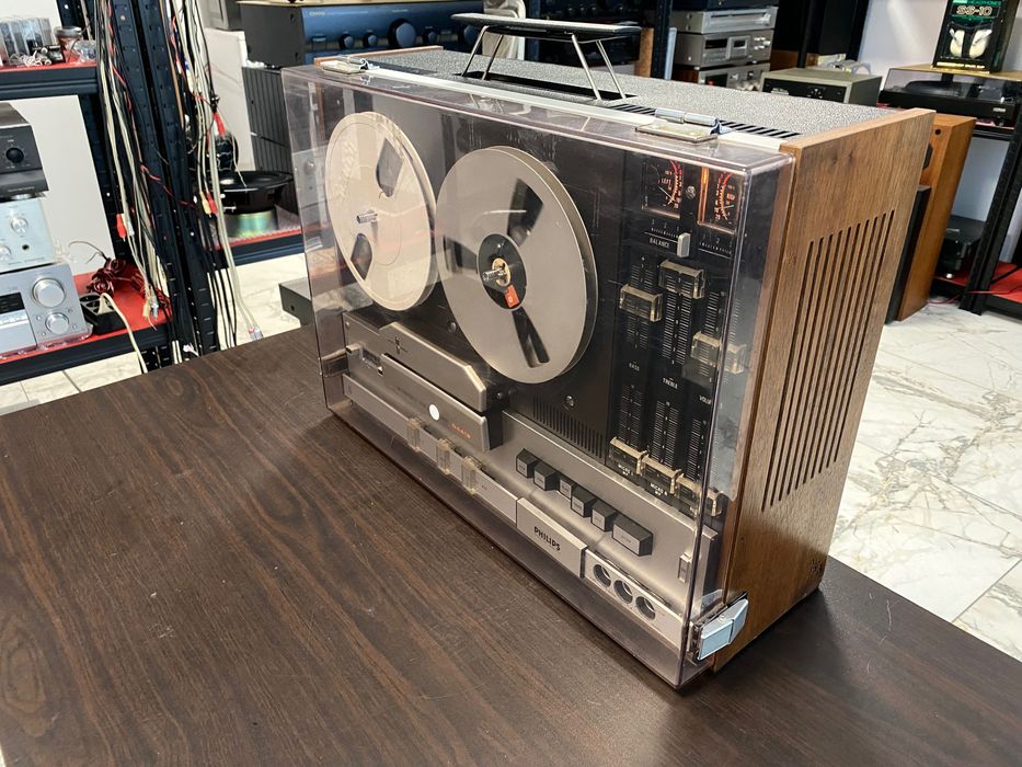 Vintage магнетофон Philips