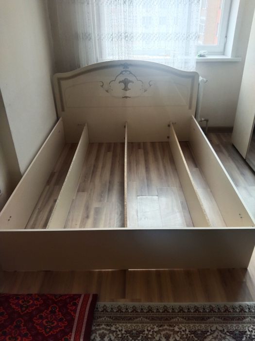 Продаётся бу спальный кровать