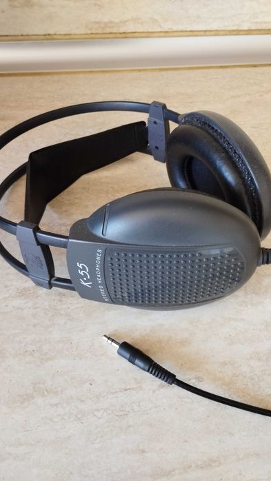Слушалки AKG K55