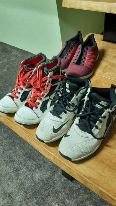 Adidaşi baieti marimea 34