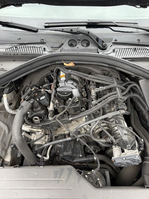 Piese BMW Seria 1 F20 116i 1.5 benzina faruri Led capota BMW Seria 1 F20 116i bara fata seria 1 F20