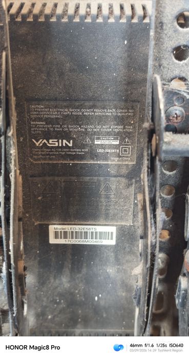 Yasin televizor 32 talik Srochna sotiladi