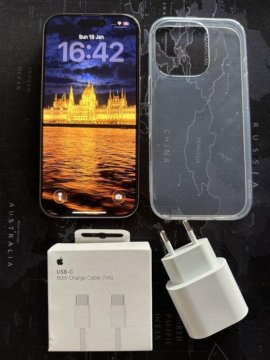 iPhone 16 Pro Gold, 94% baterie, in garantie