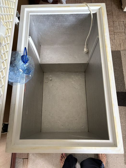 Морозильник продам