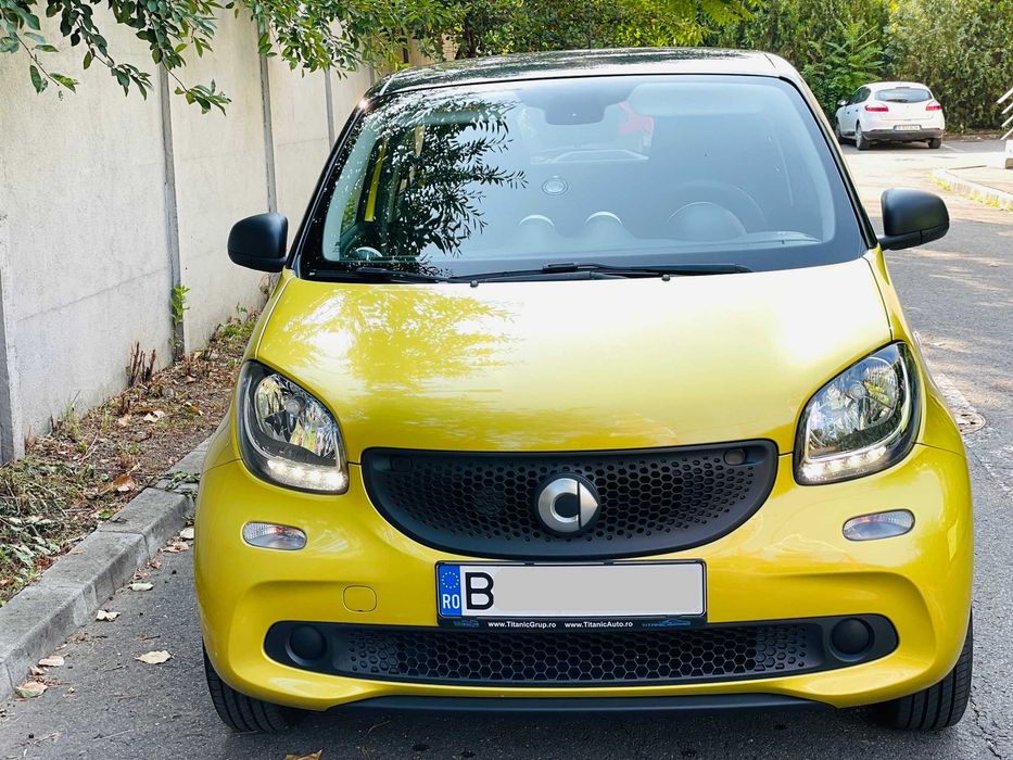 Smart fourfour 2017