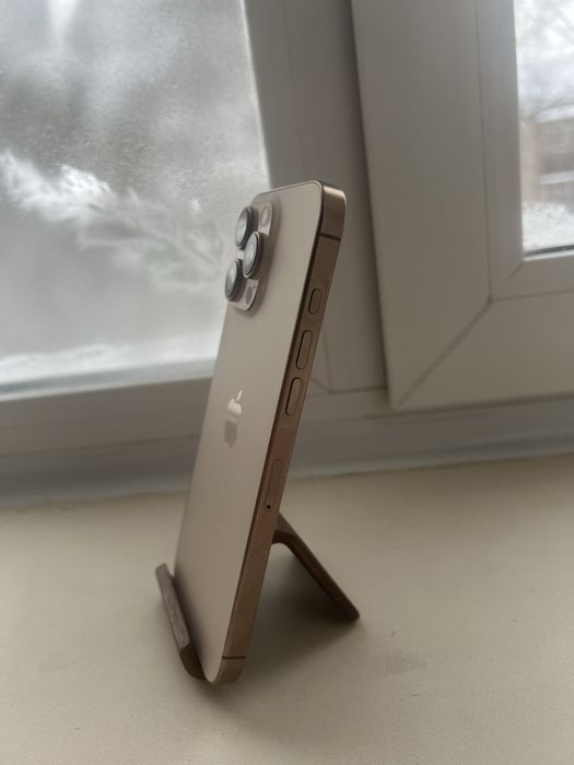 Продам айфон 16 про макс