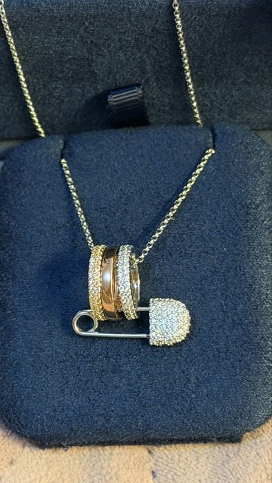 Colier apm MONACO ajustabil cu pandantiv tip „Safety Pin”