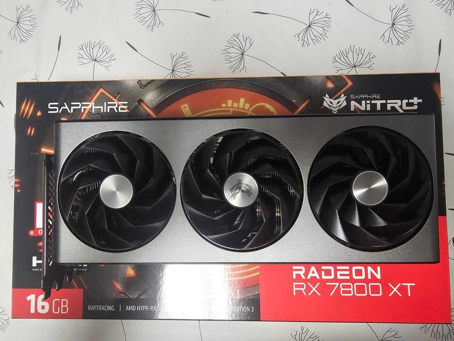 Видео карта AMD Radeon RX 7800XT 16GB Sapphire Nitro+
