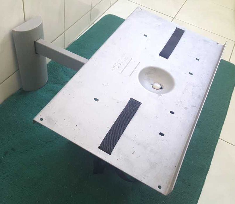 Suport TV de perete produs în Italia