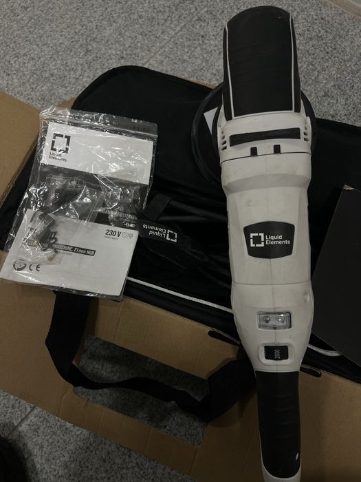 Liquid Elements T5200 полираща машина