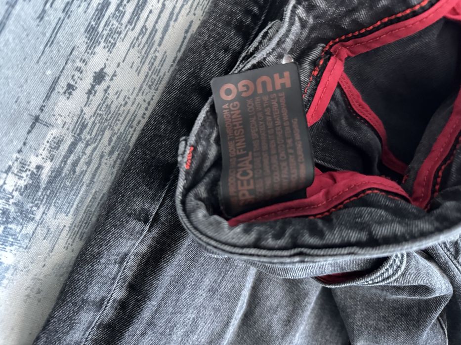 Дънки Hugo Boss