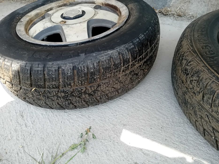 4 бр. Алуминиеви джанти с гуми