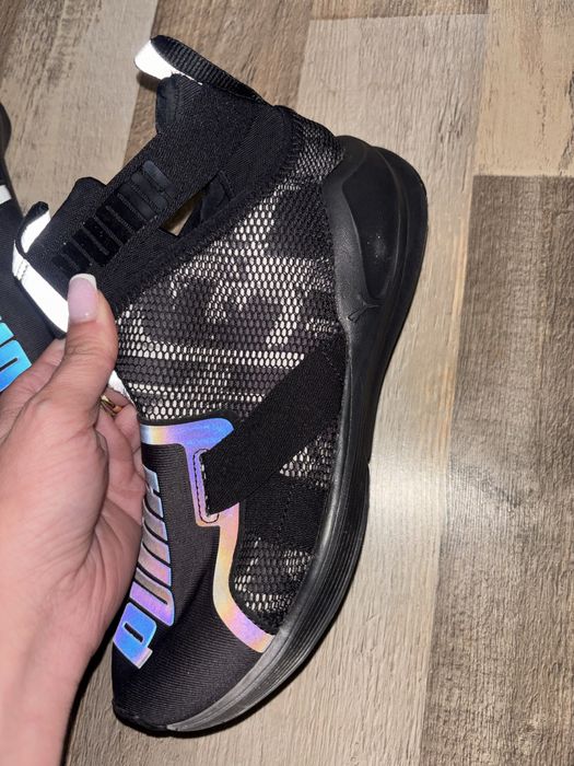 Дамски обувки UGG и PUMA