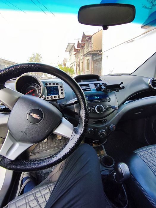 Chevrolet Spark. 1.25