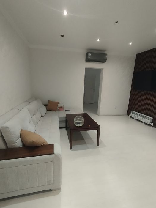 Квартира, аренда йигитларга, студент болларга топшираман.