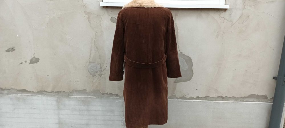**Helly Brown | pardesiu - palton outdoor mar. 40 - 42 | M - L