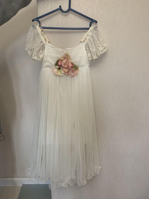 Платье белое