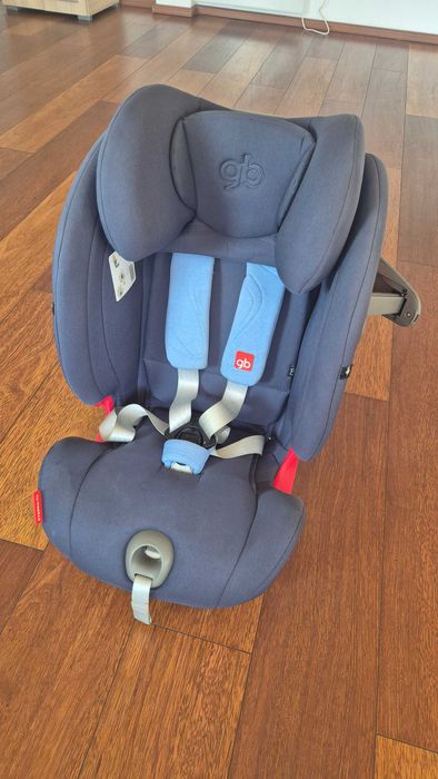 Scaun auto cu Isofix GB Everna-Fix , 9 - 36 Kg