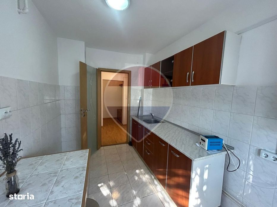 Apartament cu 2 camere de închiriat în zona Centrul Civic