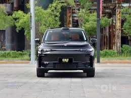 Leapmotor  C16 HYbrid Premium