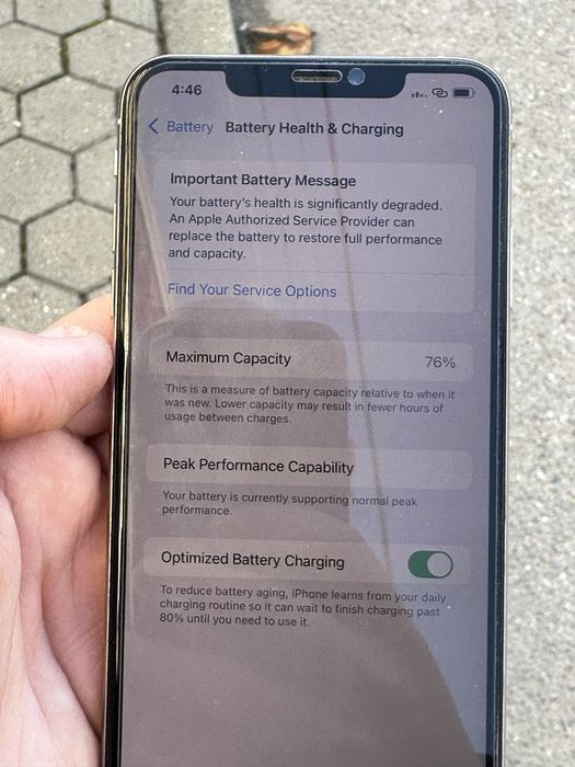 Продавам Iphone XS max 64GB