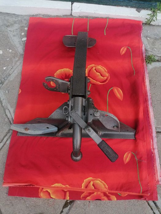 Теглич за Фиат пунто