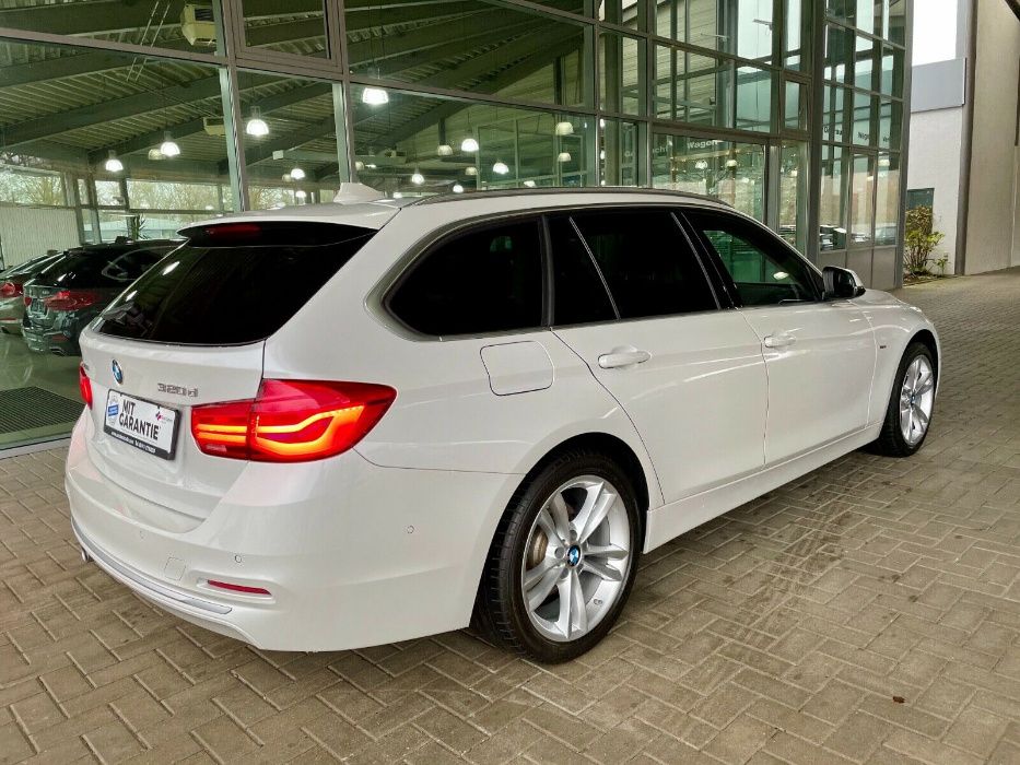 Оригинални прагове за BMW F31 - бяла перла