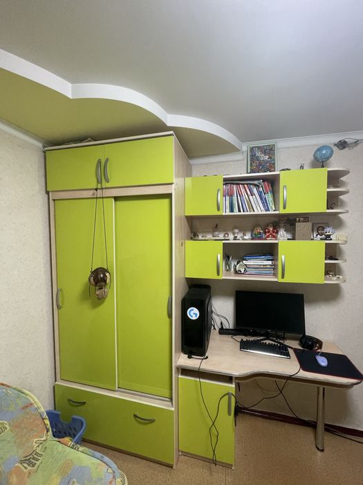 Продам детскую стенку