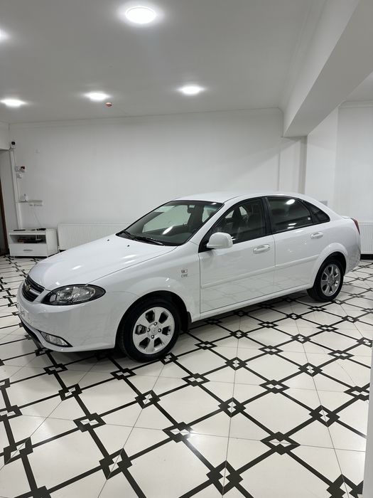 Jentra avtomat bez lyuk