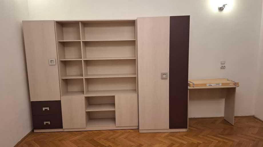 Set mobila dormitor dulap comoda tv noptiere