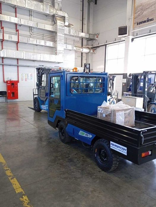 Тележка платформенная (тягач) Heli